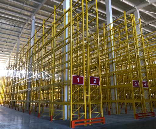 Склад гипермаркета сантехники г. Кемерово